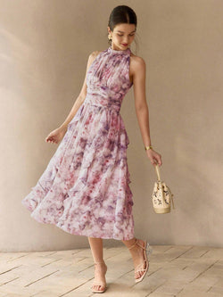 VESTIDO MIDI COM ESTAMPA FLORAL TOTAL, CINTURA FRANZIDA, BABADO NA BARRA, LOOK FEMININO